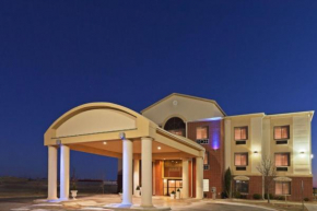  Holiday Inn Express Hotel & Suites Plainview, an IHG Hotel  Плейнвью